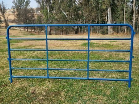 3m Cattle Hurdle with Access Gate and Sliding Panel